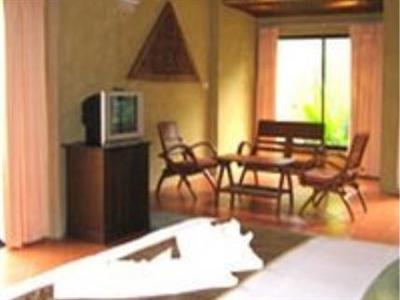 Circle Phuket Resort & Spa