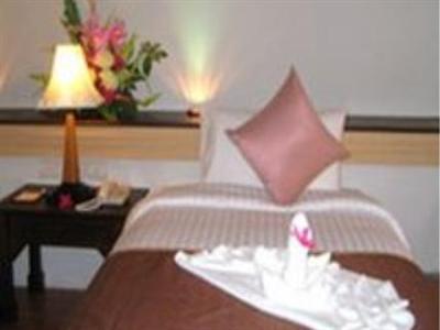 Circle Phuket Resort & Spa