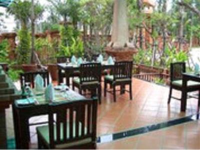 Circle Phuket Resort & Spa