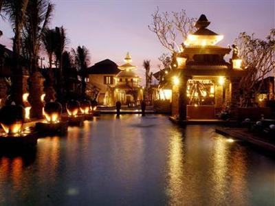 Circle Phuket Resort & Spa