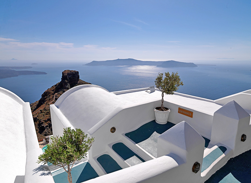 Tholos Resort