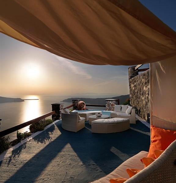 Tholos Resort