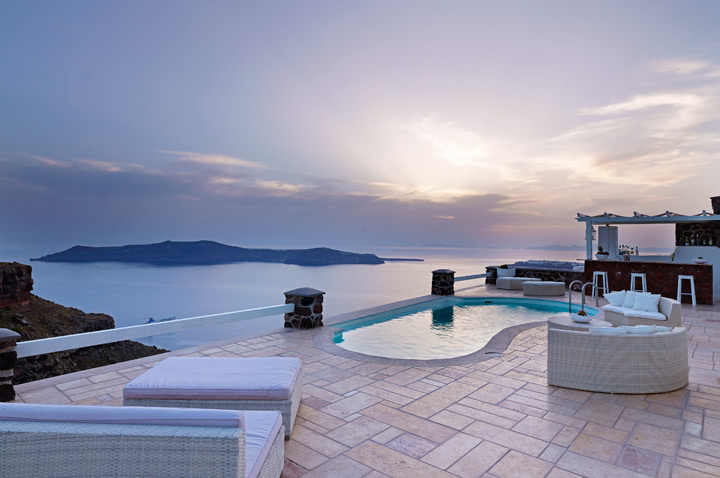 Tholos Resort