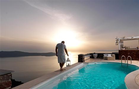 Tholos Resort