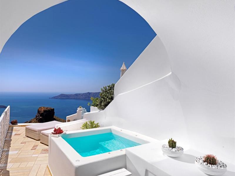 Tholos Resort