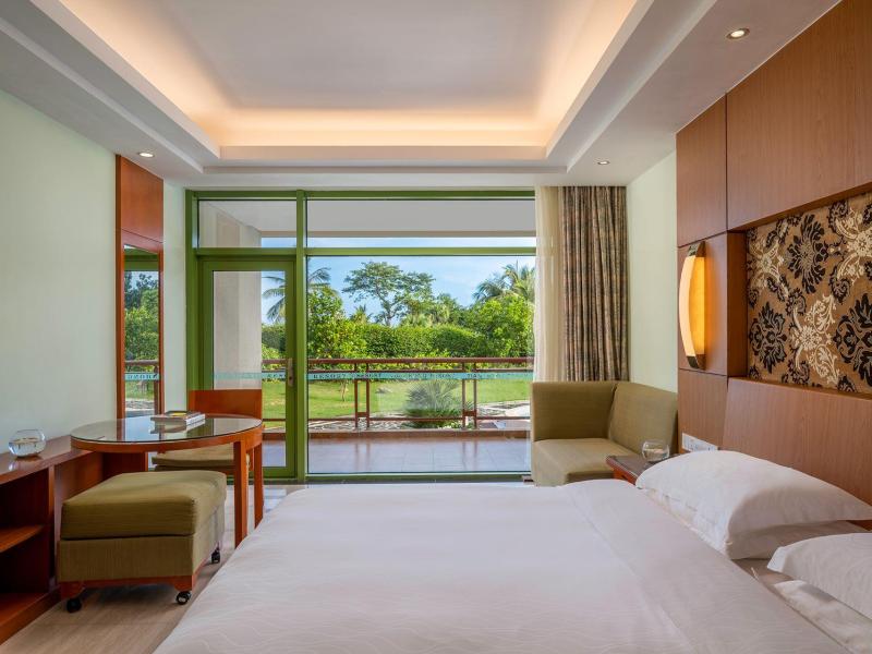 Palm Beach Resort Yalong Bay Sanya