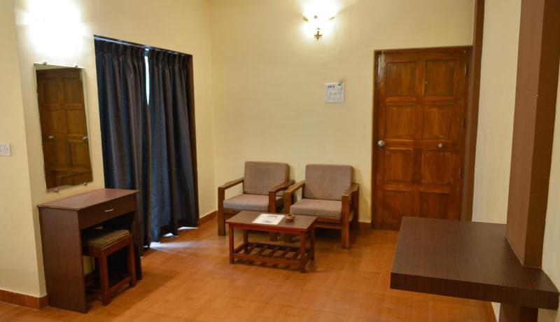 Ticlo Resorts