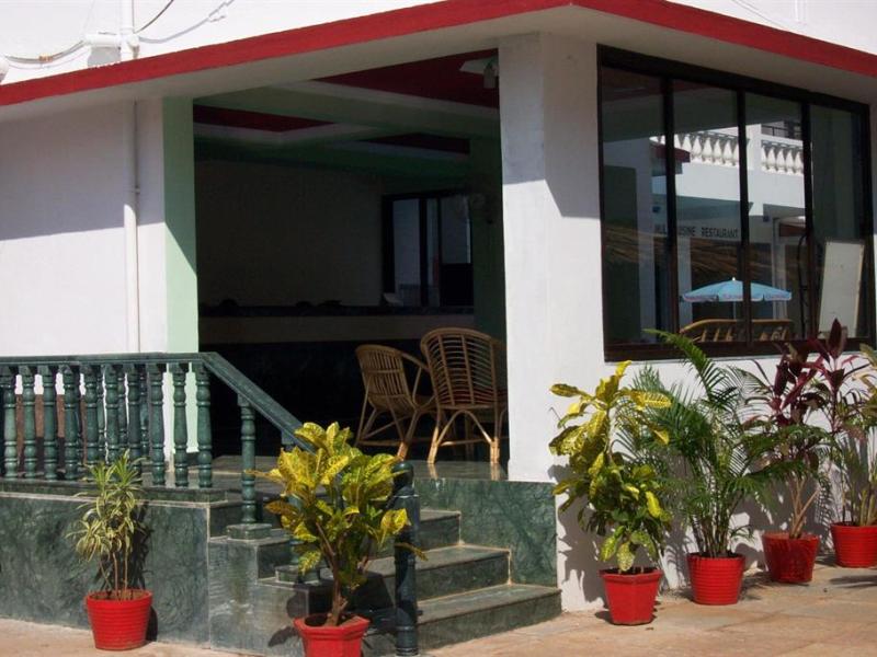 Ticlo Resorts