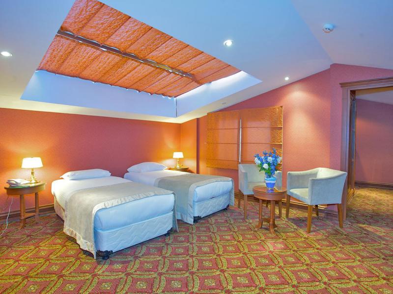 Tilia Hotel