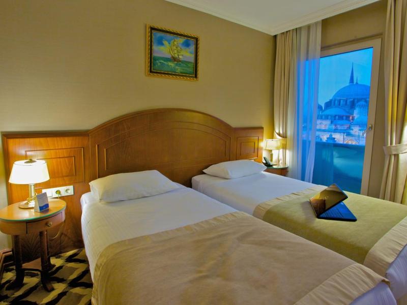 Tilia Hotel