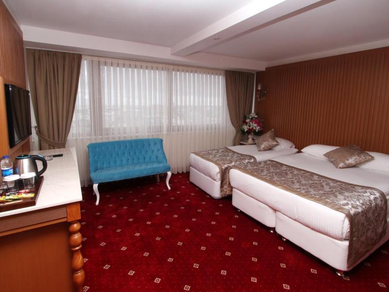 Tilia Hotel