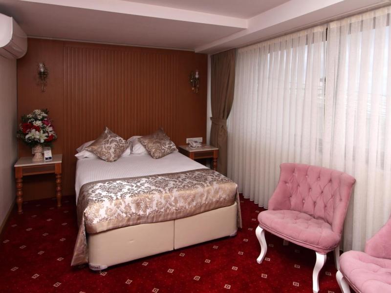 Tilia Hotel