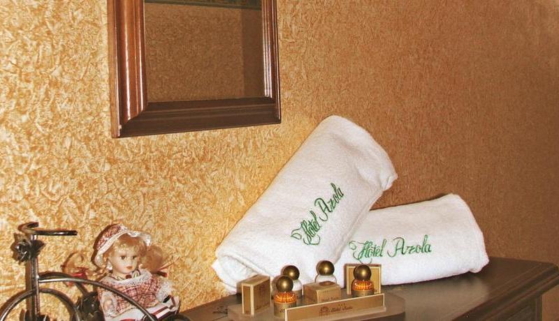 Hotel Azola 