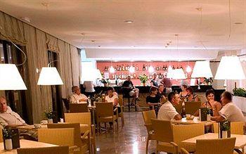 Tirena Sunny Hotel by Valamar