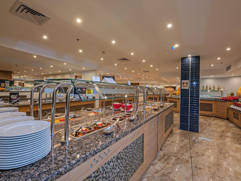 Titanic Resort & Aqua Park