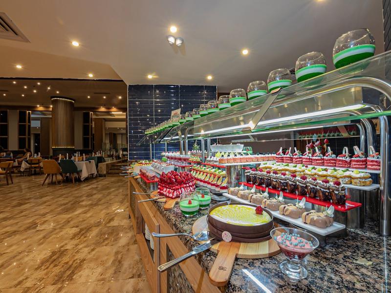 Titanic Resort & Aqua Park