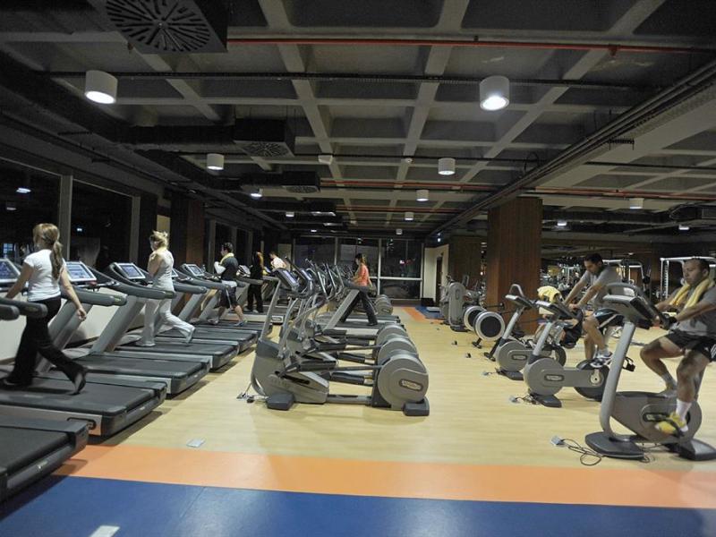 Titanic Port Bakirkoy