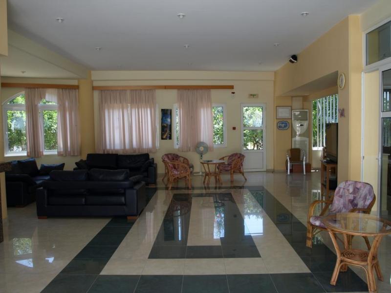 Tivoli Hotel & Apartments