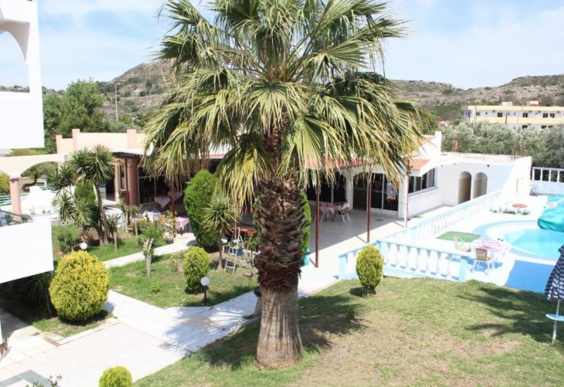 Tivoli Hotel & Apartments