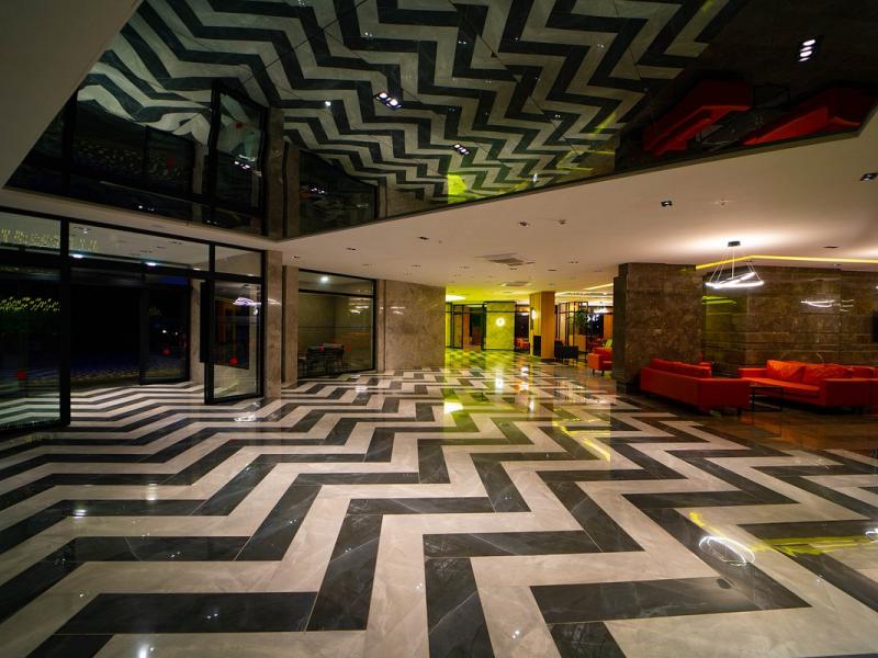 Nox Inn Deluxe Hotel