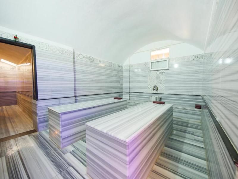 Nox Inn Deluxe Hotel