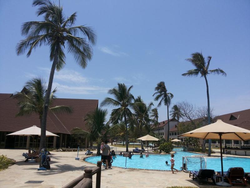 Tiwi Beach Resort
