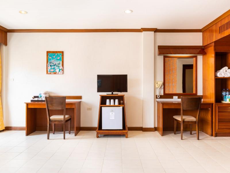 Tony Resort Patong
