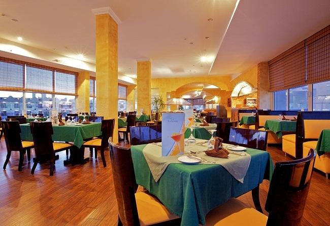 Golden 5 Topaz Suites Hotel