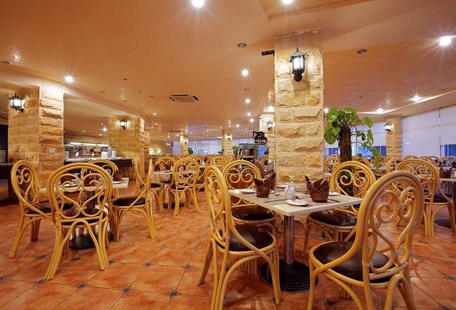 Golden 5 Topaz Suites Hotel