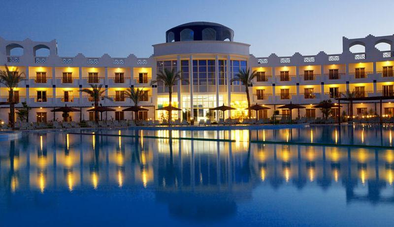 Golden 5 Topaz Suites Hotel