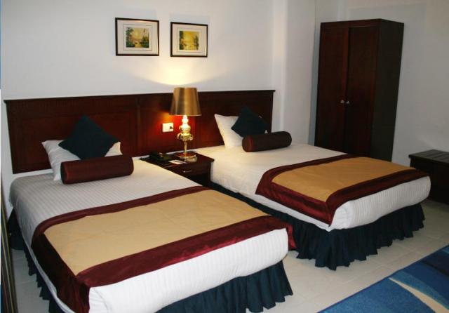 Golden 5 Topaz Suites Hotel