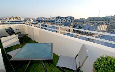 Clarion Collection Etoile Saint Honore