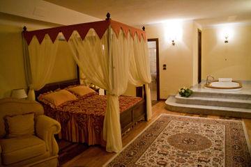 Torre dei Calzolari Palace