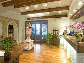 Torre di Cala Piccola