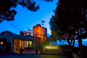 Torre di Cala Piccola