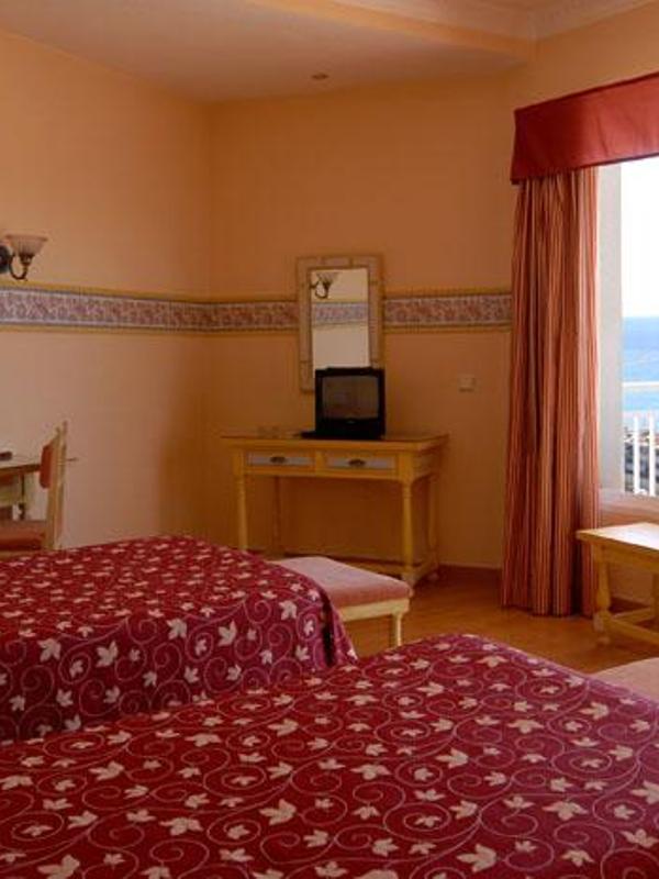 Monarque Torreblanca
