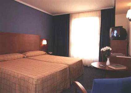 Nuevo Torreluz Hotel
