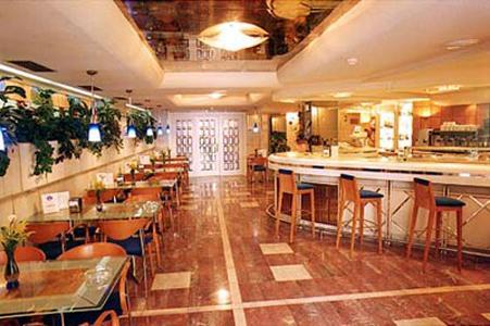 Nuevo Torreluz Hotel