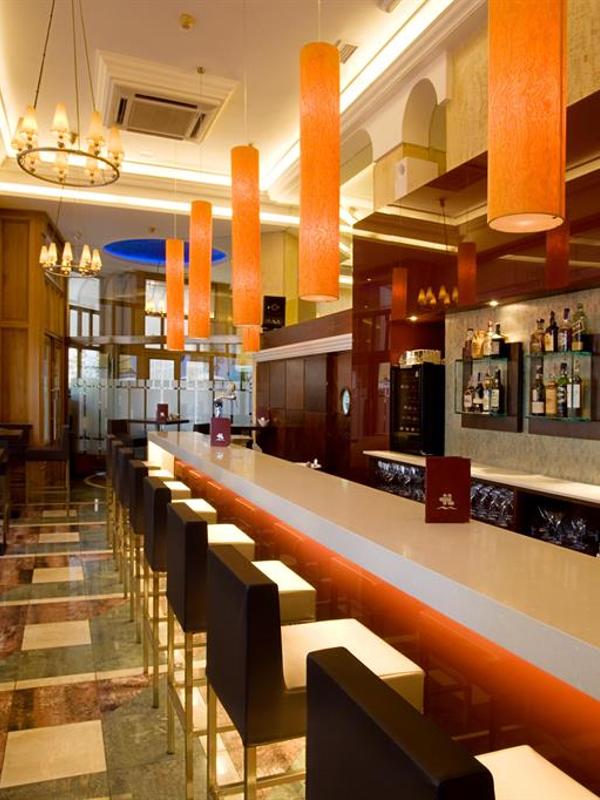Nuevo Torreluz Hotel