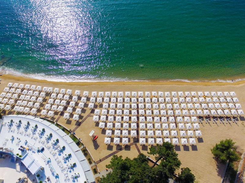 Bomo Tosca Beach