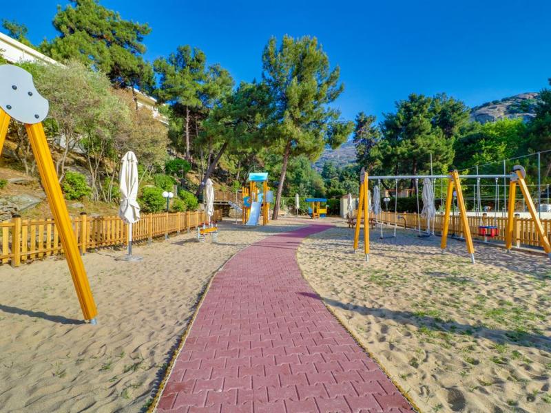 Bomo Tosca Beach