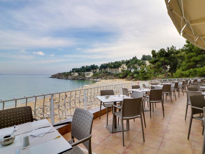 Bomo Tosca Beach
