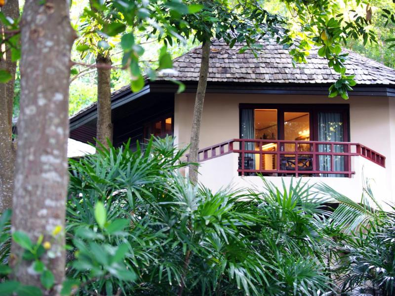 Baan Hin Sai Resort & Spa
