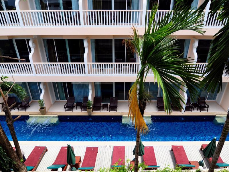 Baan Karon Buri Resort