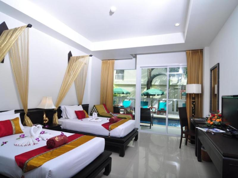 Baan Karon Buri Resort