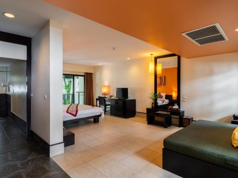 Baan Khaolak Beach Resort
