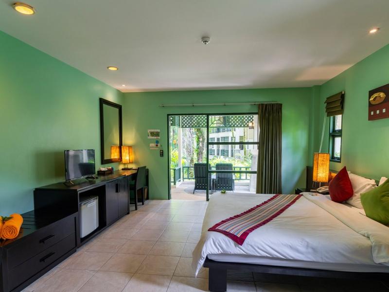 Baan Khaolak Beach Resort