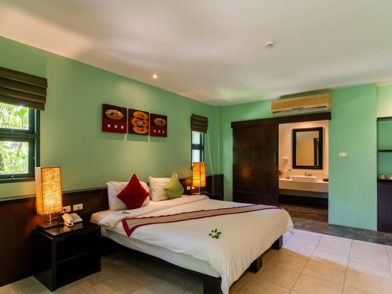 Baan Khaolak Beach Resort