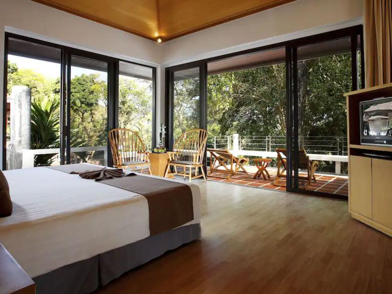 Baan Krating Phuket Resort