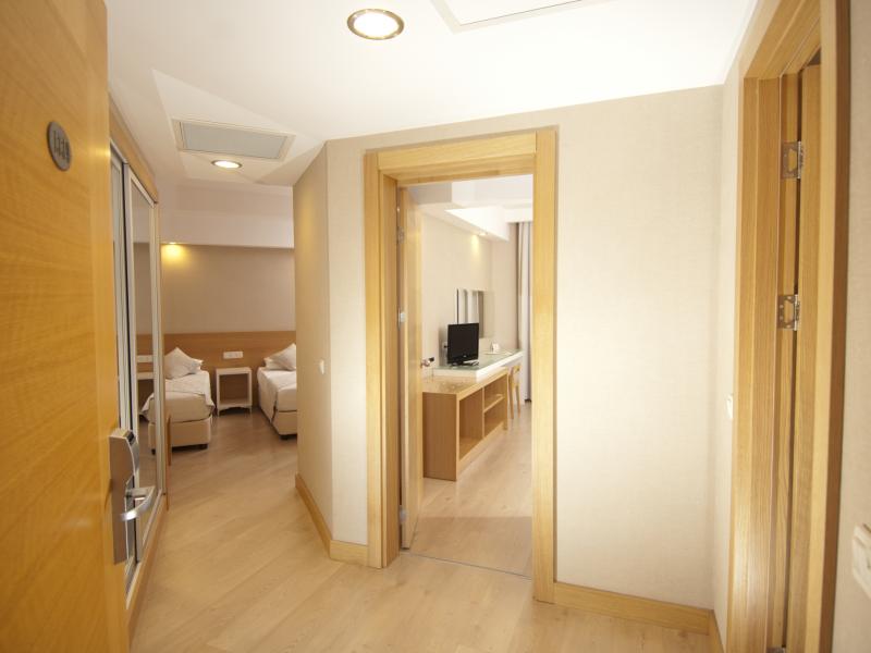 Trendy Hotel Palm Beach